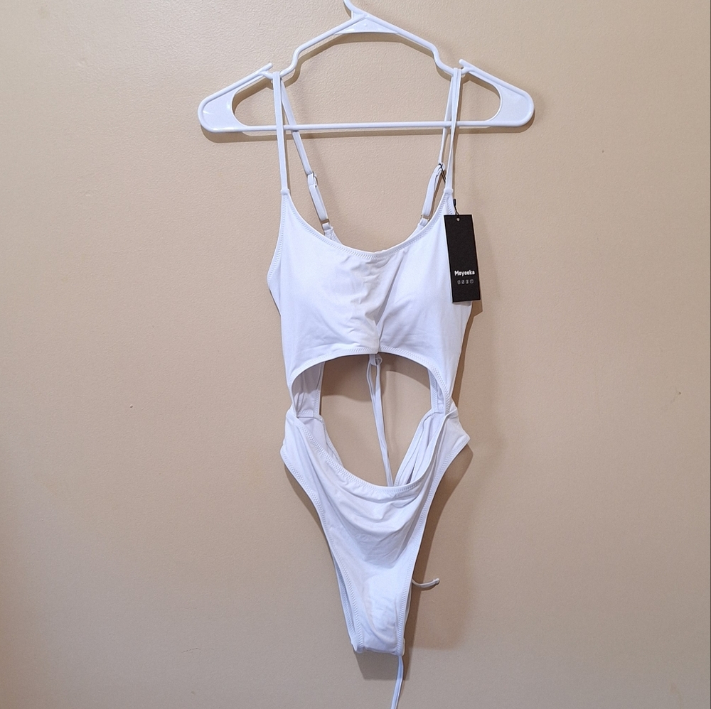 NWT White Cutout Swimsuit